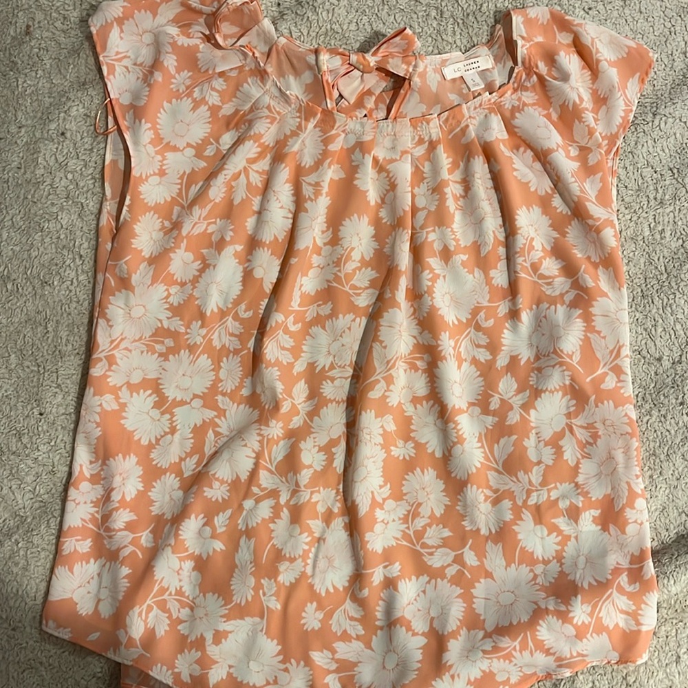 Lauren Conrad cap sleeve top